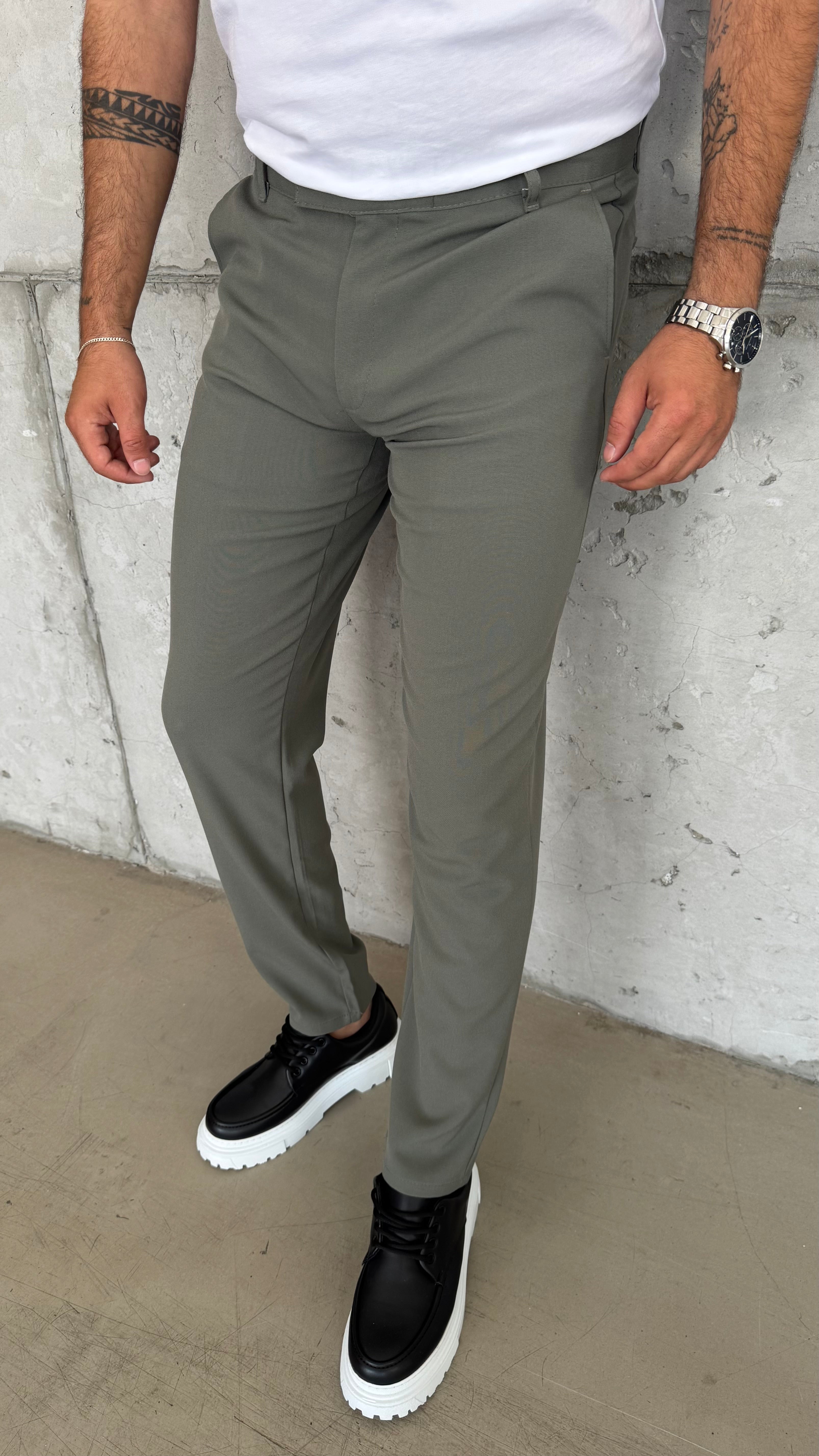 Haki Erkek Likrali Regular Fit İtalyan Kesim Kumaş Pantolon